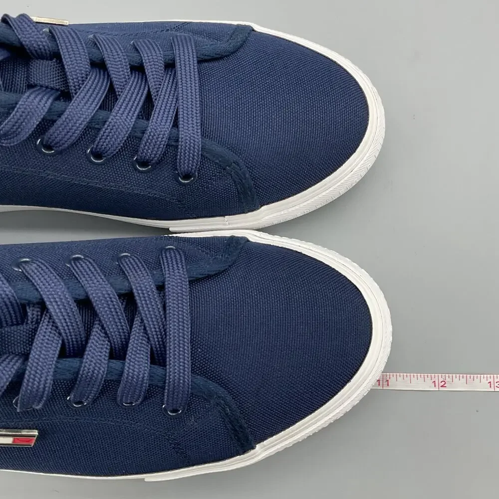Tommy Hilfiger Women’s Aressa Flag Lace up Sneakers Dark Blue Size 9.5M